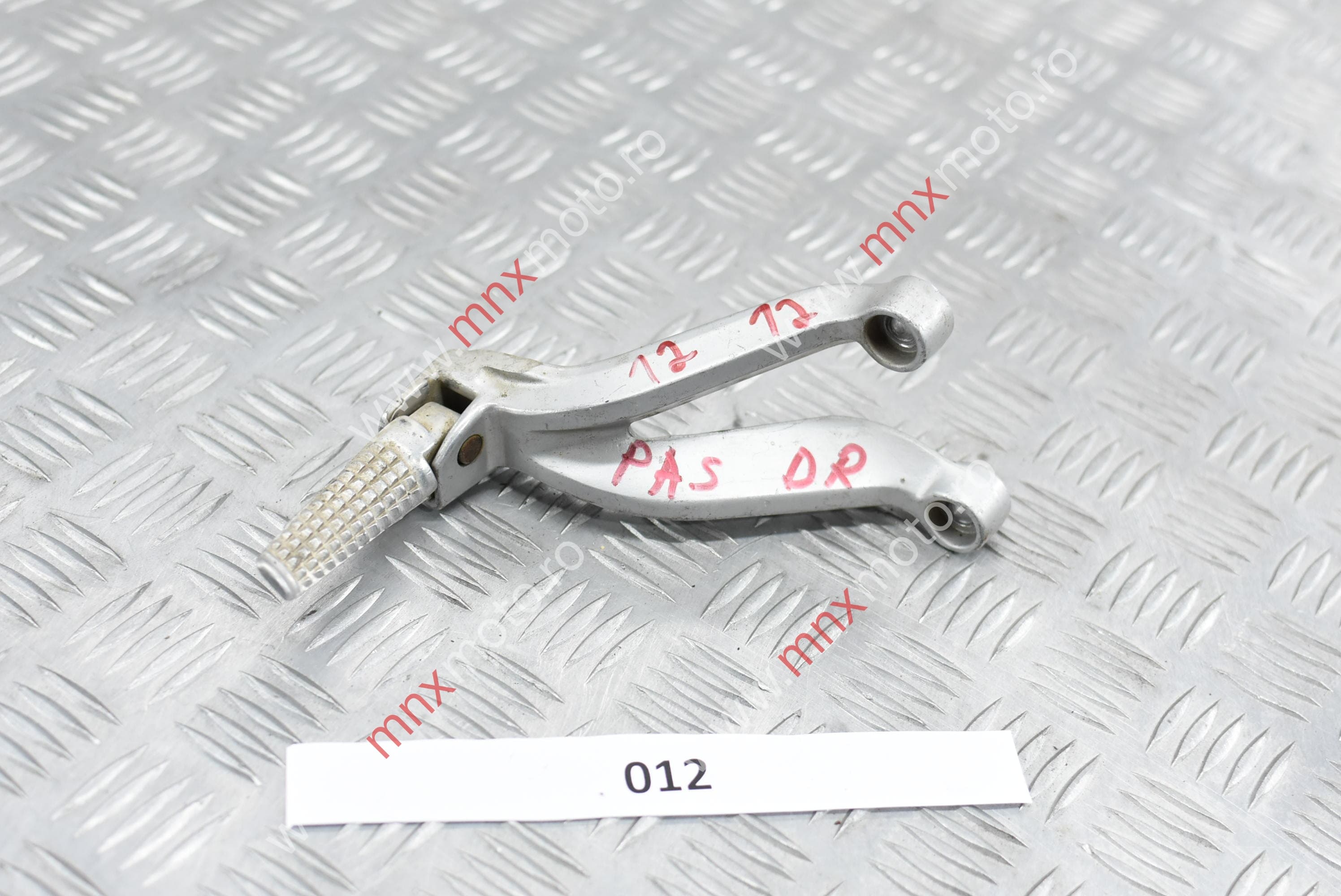 Suport scarita pasager dreapta GSX-R 600 K1-K2-K3 (2001-2003)