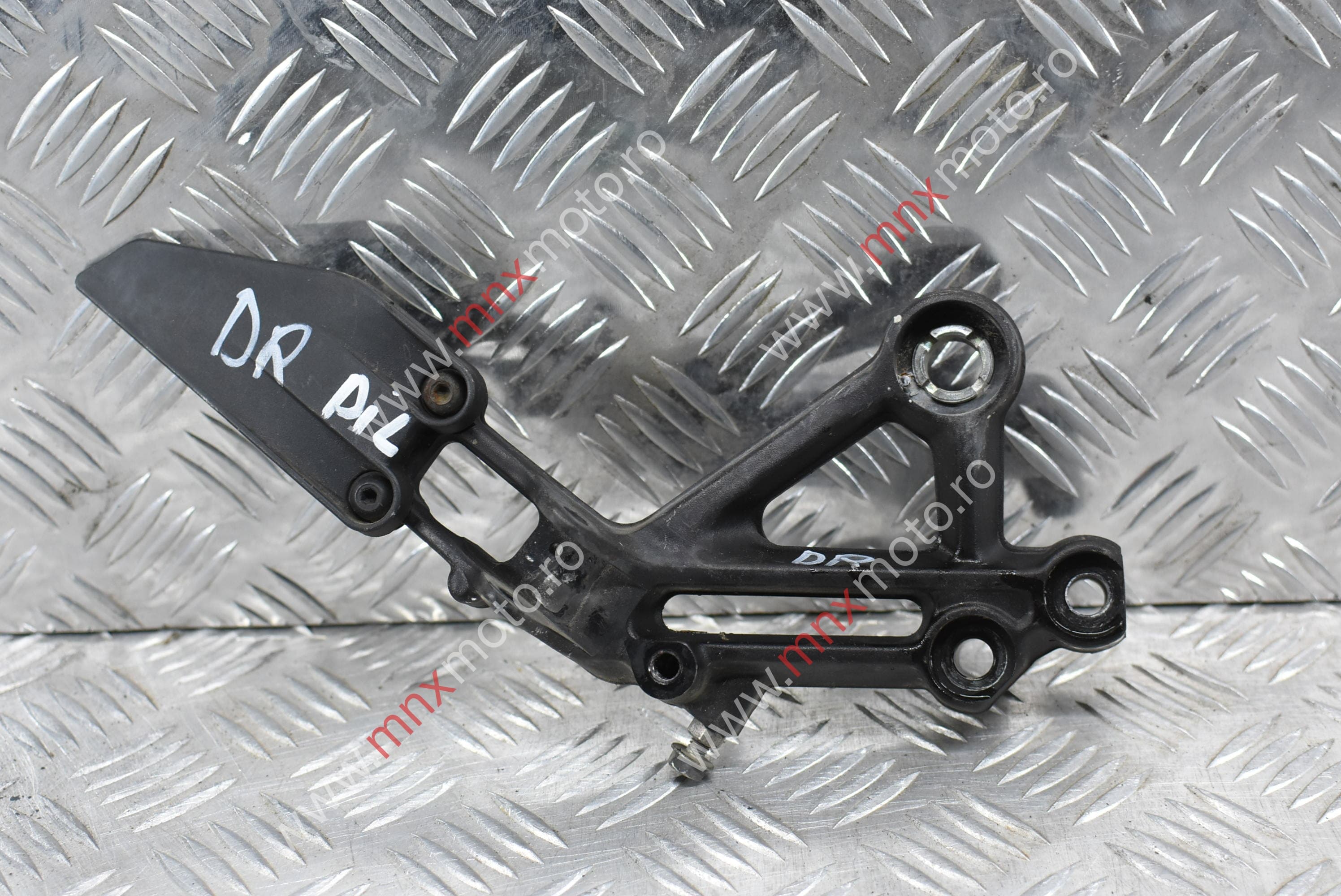Suport scarita pilot dreapta KTM Duke 125 (2017-2023) *037